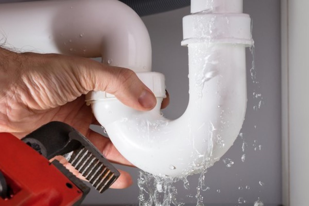 Dégât des eaux à Mougins - Qu'est-ce? Que faire?