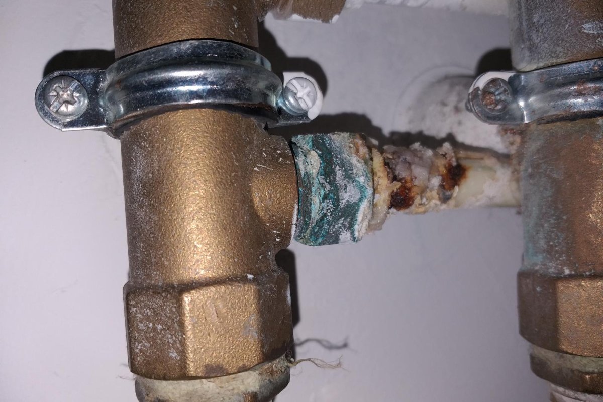 Que faire en cas de rouille ou moisissure sur vos tuyaux ?