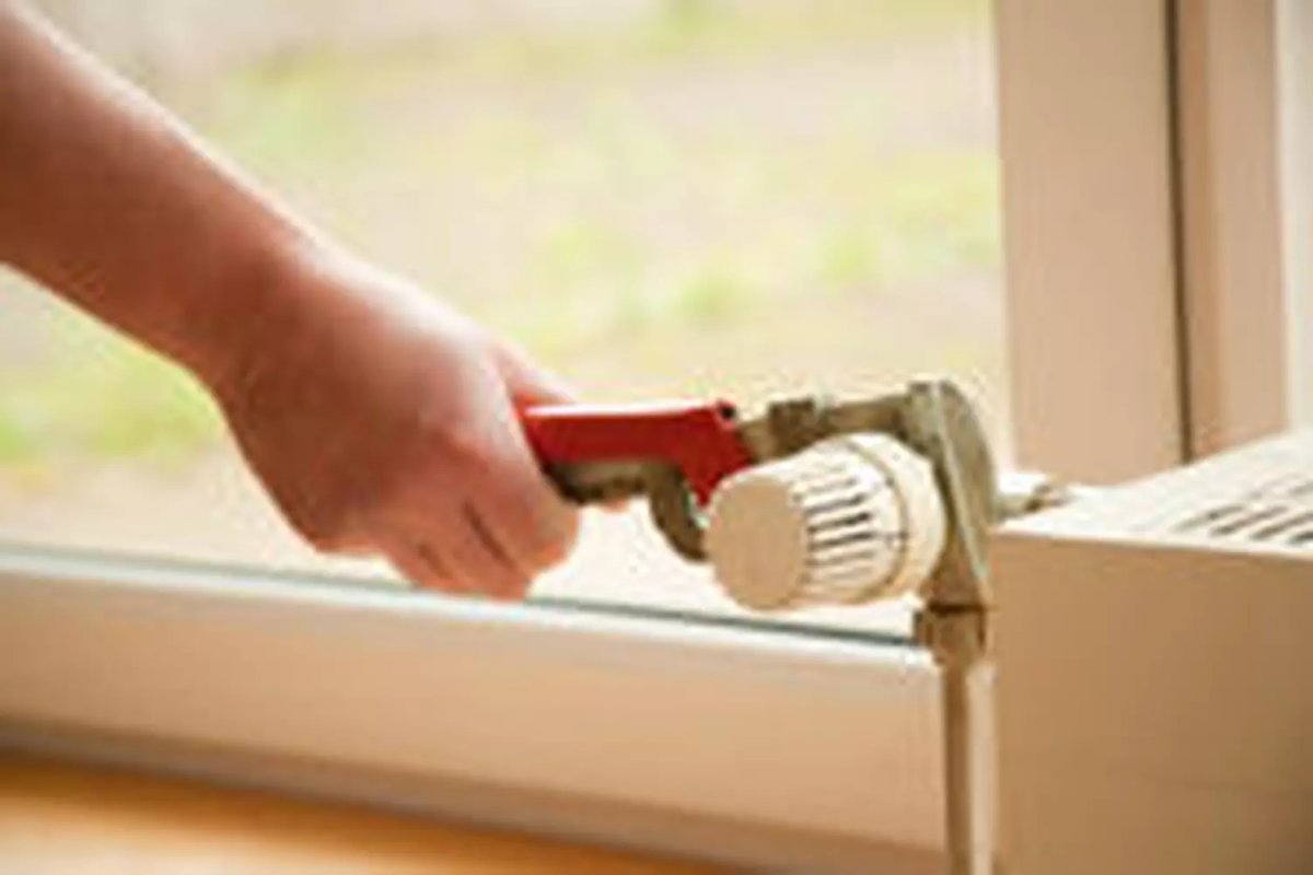 Réparer un radiateur ou un chauffage qui fuit à Juan-les-Pins